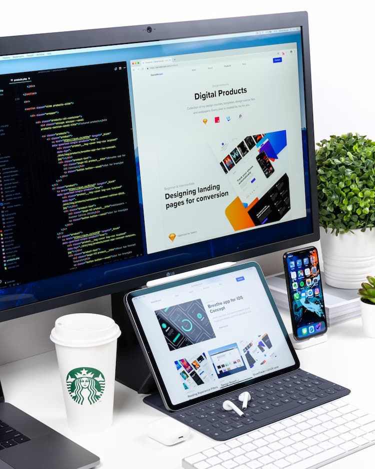 Unlocking Efficiency: How Outsourcing Revolutionizes Tech Development